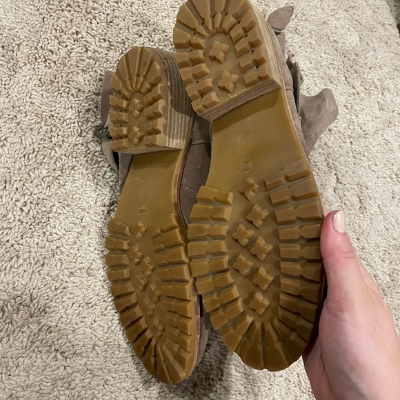 Dolce Vita fold over suede moto boots - Picture 4 of 5